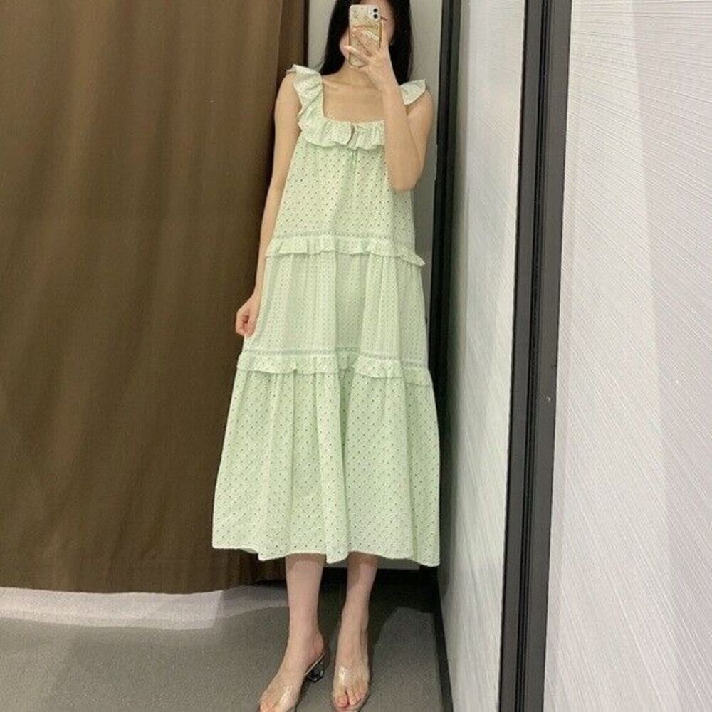 Zara Openwork Cotton Embroidered Tiered Ruffled Blogger Favorite Prairie Dress